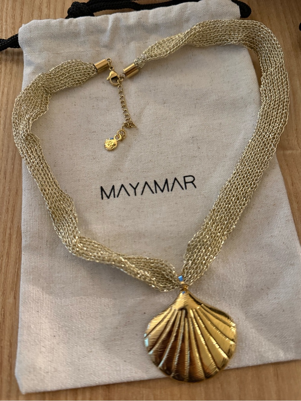 New mayamar 24kt Gold plated Shell Pendant Mesh chain  Necklace - Women Jewelry